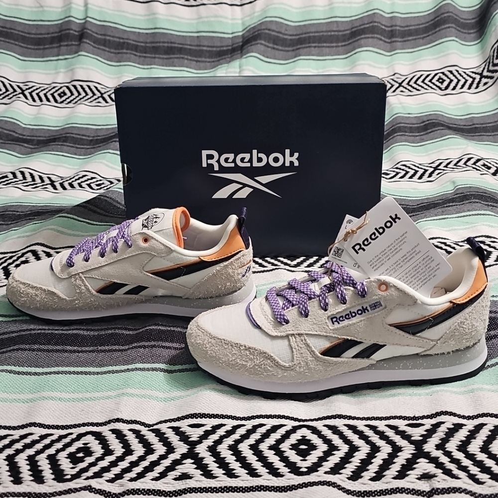 Reebok Classic Leather Women 6.5 Chalk/Beige/Purple Retro Running Court Sneakers